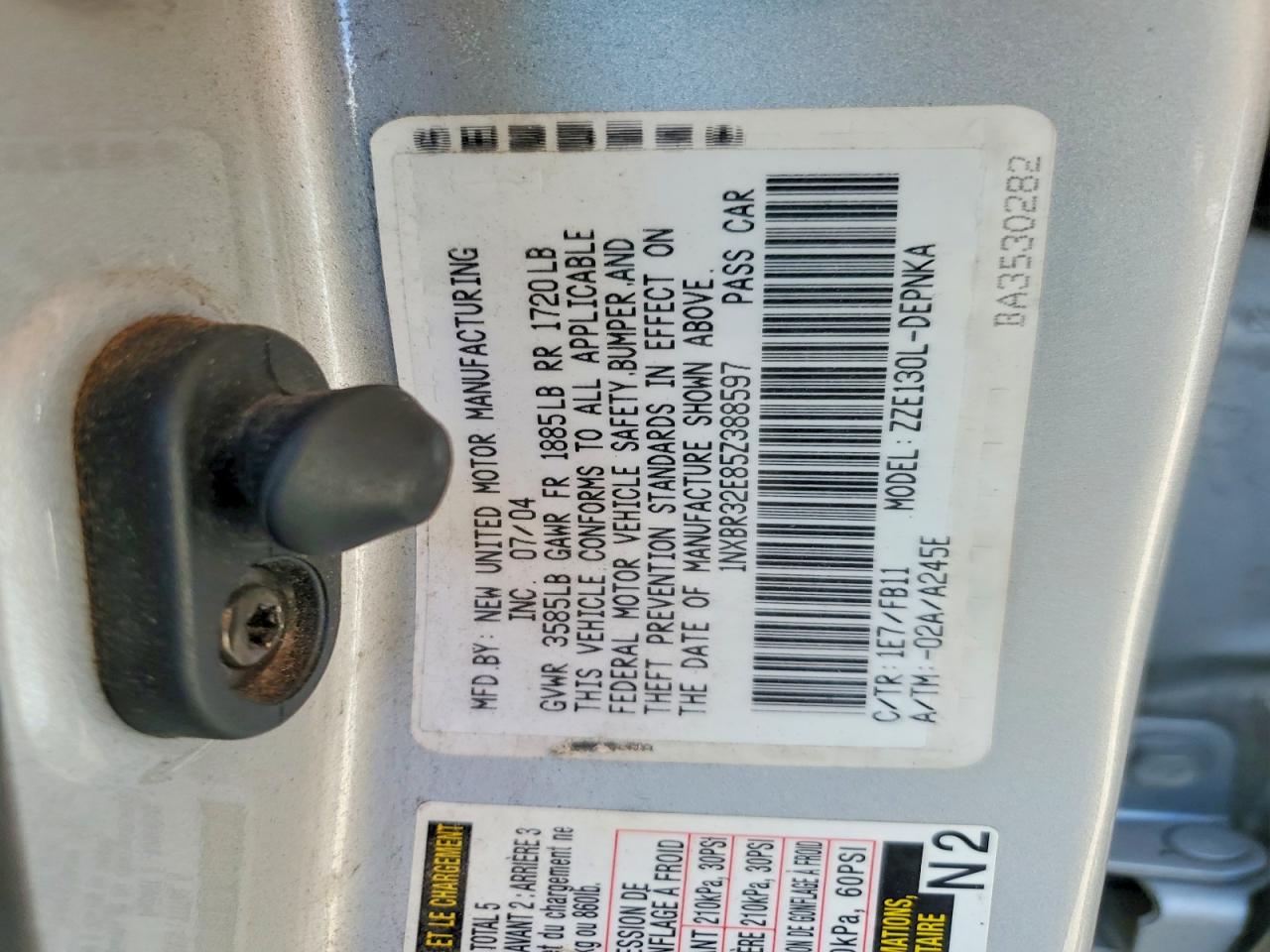 2005 TOYOTA COROLLA LE photo 12
