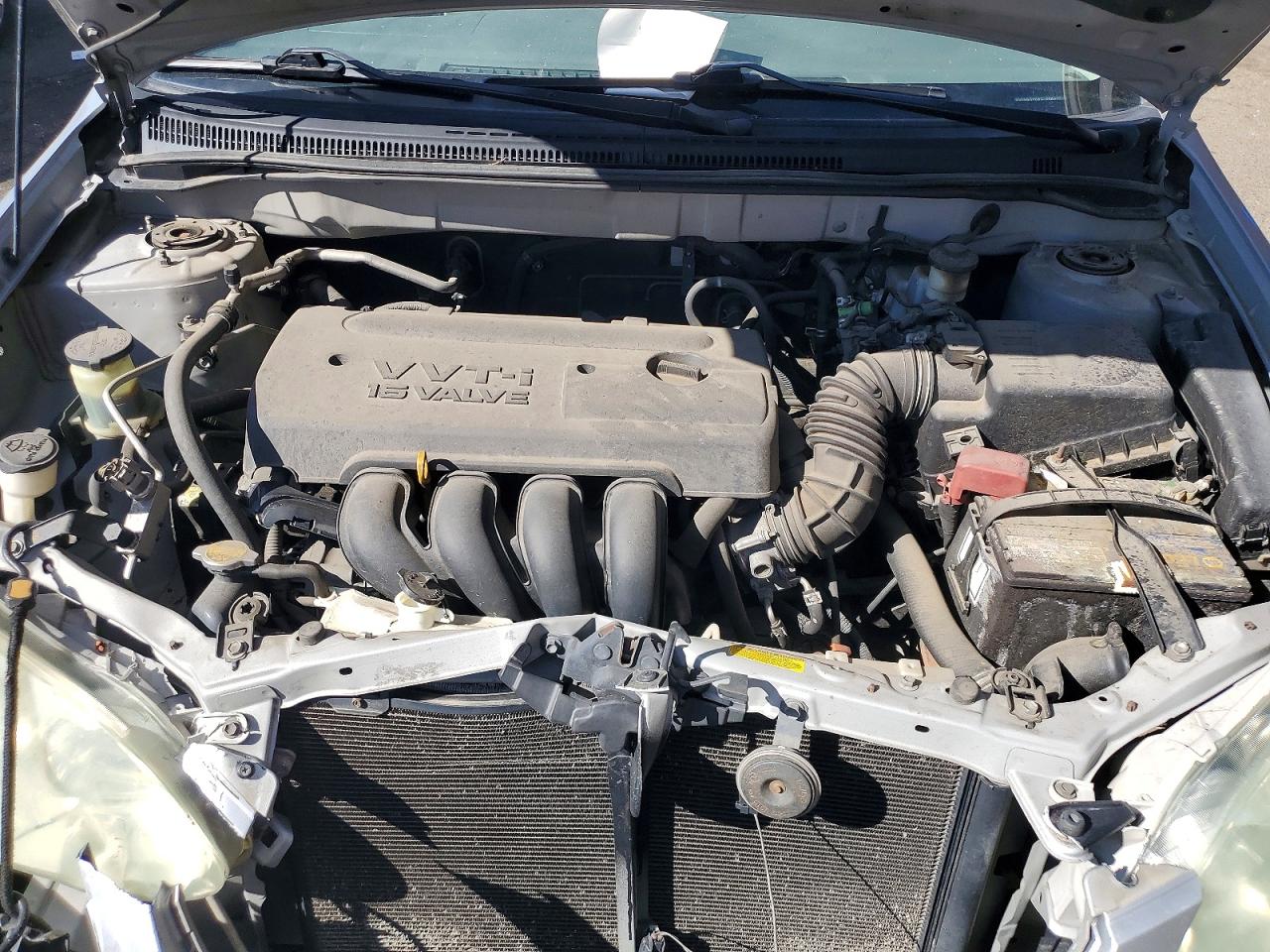 2005 TOYOTA COROLLA LE photo 11