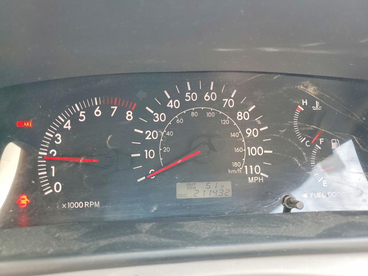 2005 TOYOTA COROLLA LE photo 9