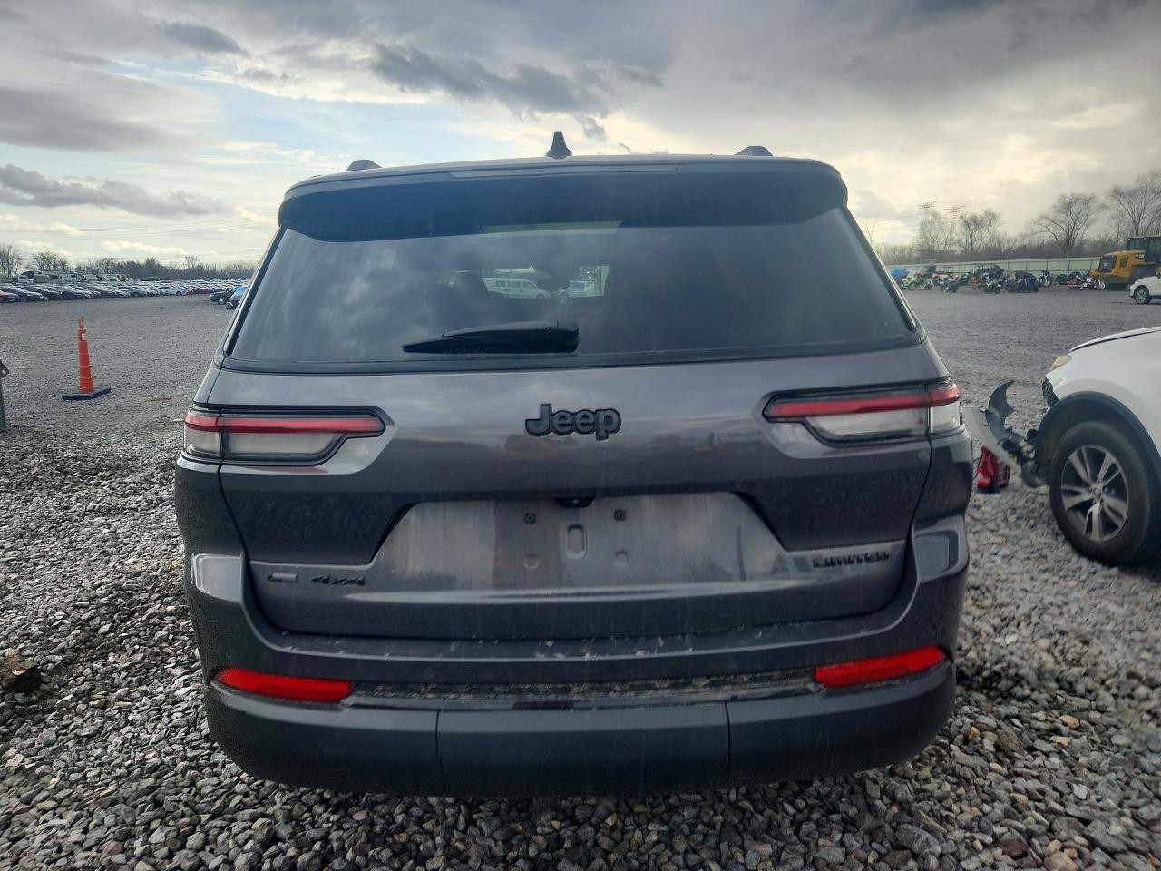 2022 JEEP GRAND CHEROKEE L LIMITED photo 11