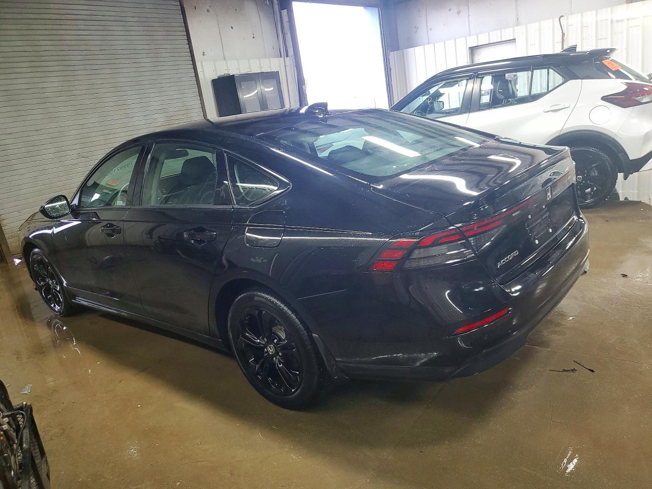 2025 HONDA ACCORD SE photo 2