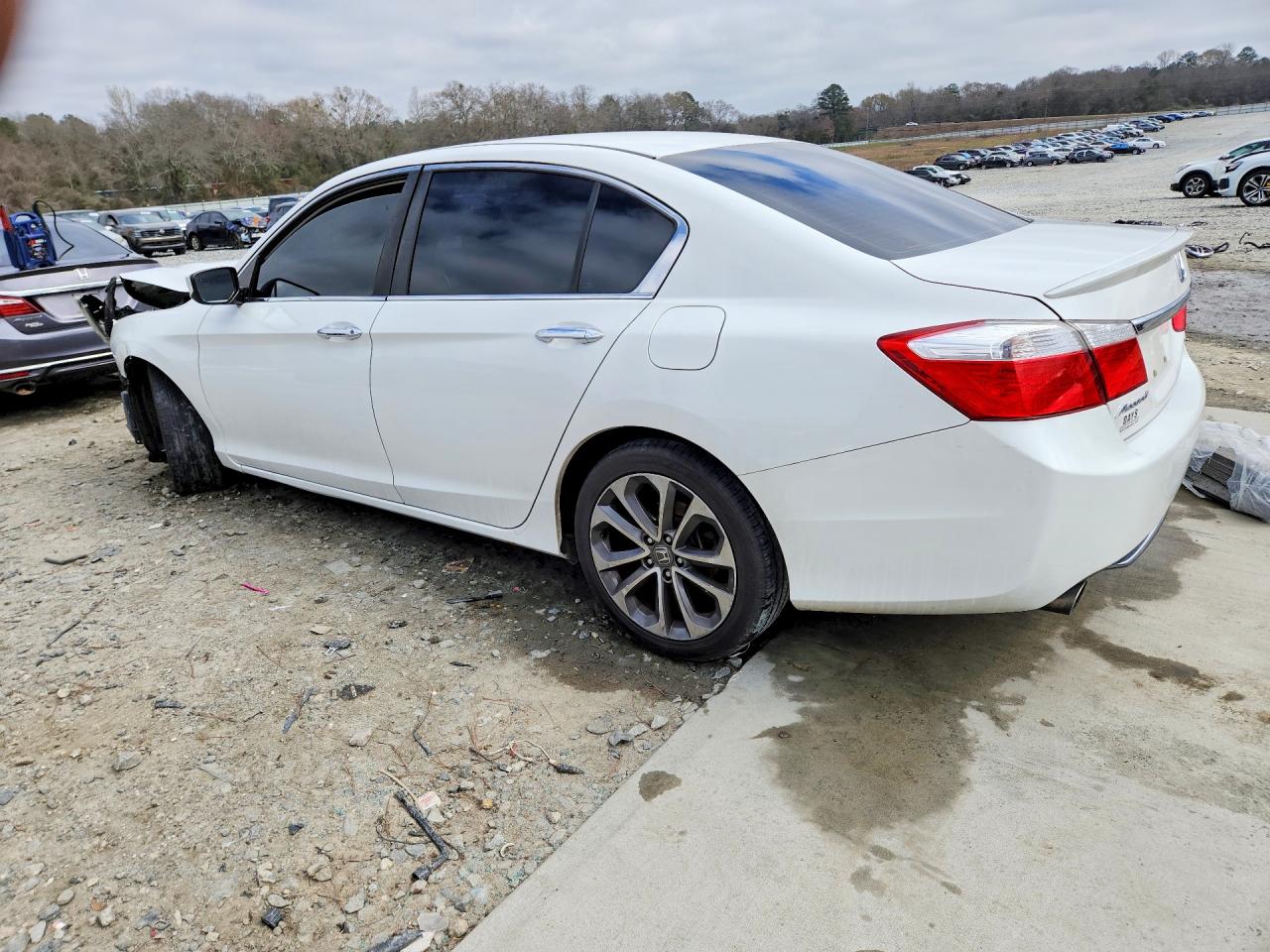 2015 HONDA ACCORD SPORT photo 2