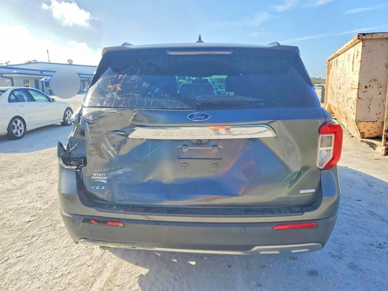 2020 FORD EXPLORER XLT photo 11