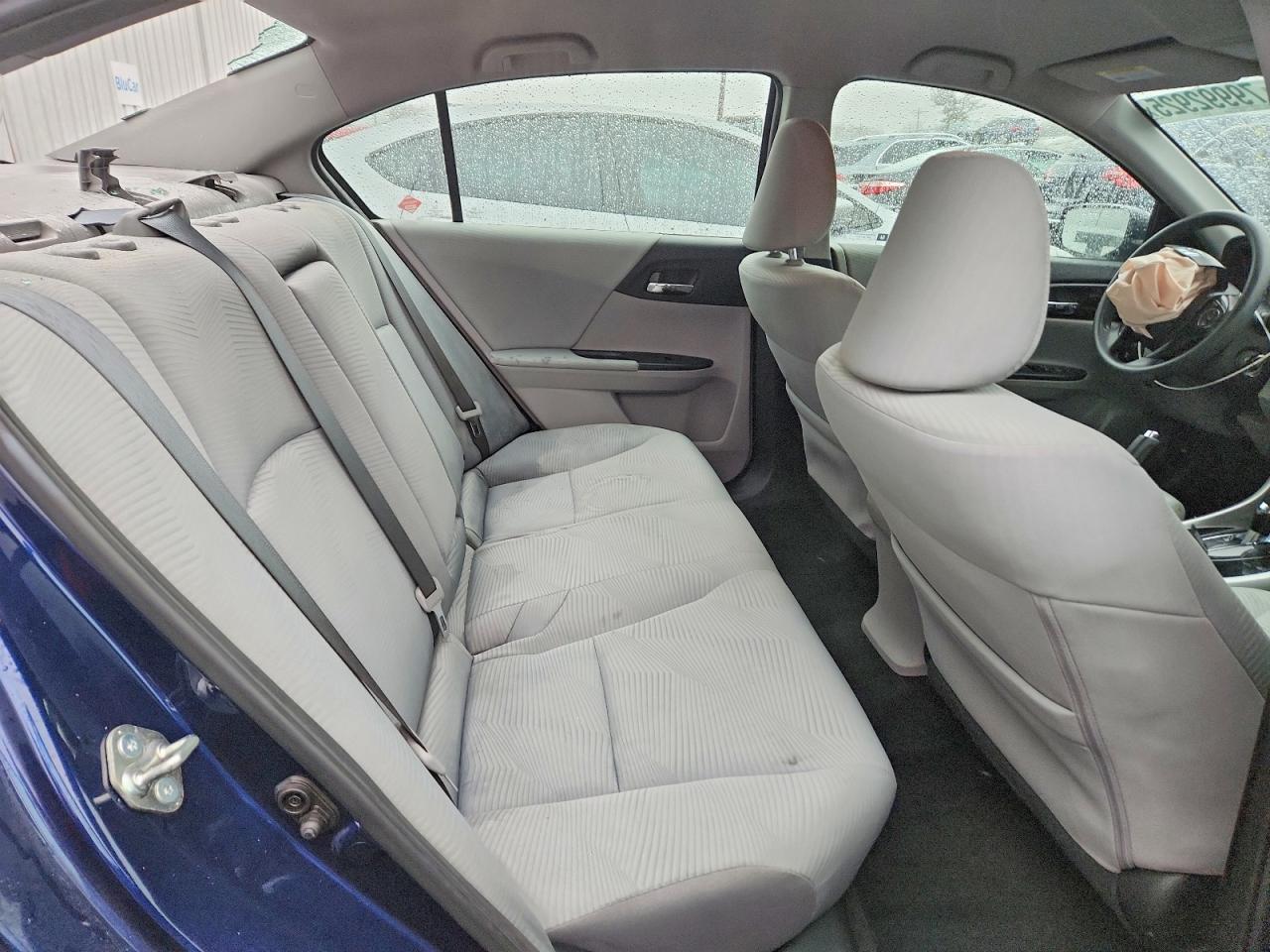 2017 HONDA ACCORD LX photo 10