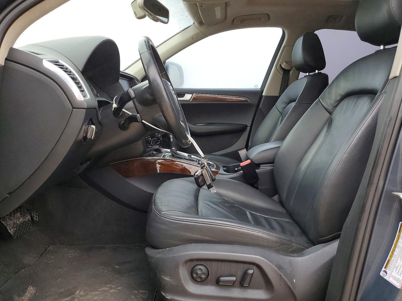 2011 AUDI Q5 PREMIUM PLUS photo 13