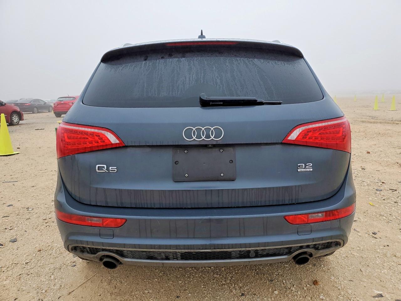 2011 AUDI Q5 PREMIUM PLUS photo 11
