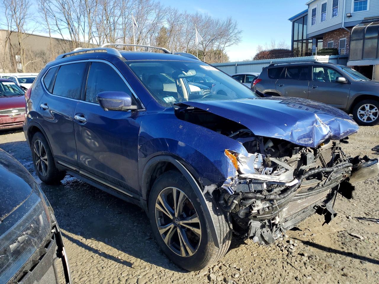 2017 NISSAN ROGUE SL photo 4