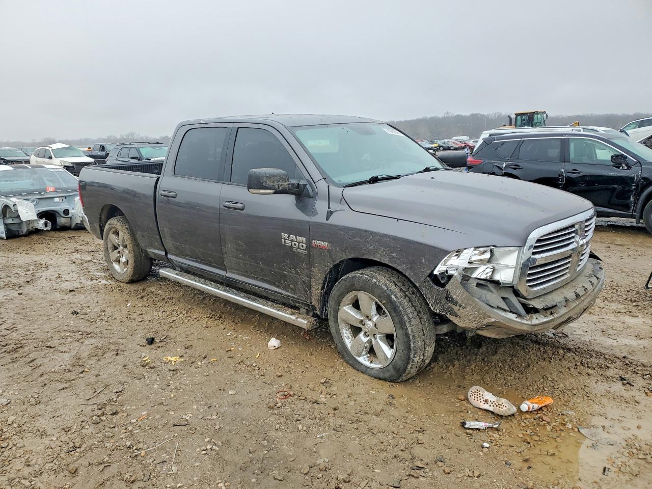 2019 RAM 1500 CLASSIC SLT photo 4