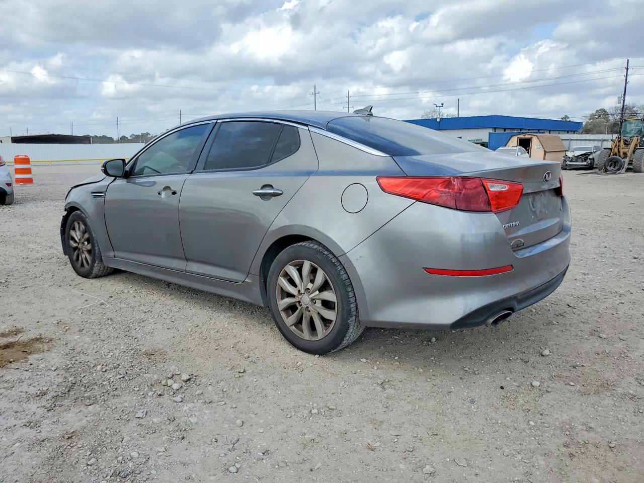 2015 KIA OPTIMA LX photo 3