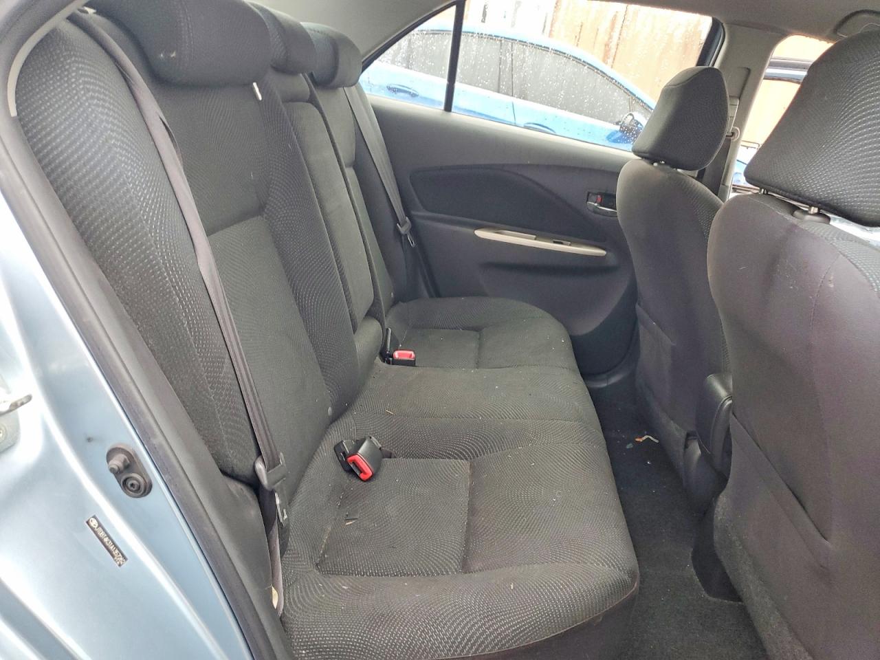 2010 TOYOTA YARIS BASE photo 28