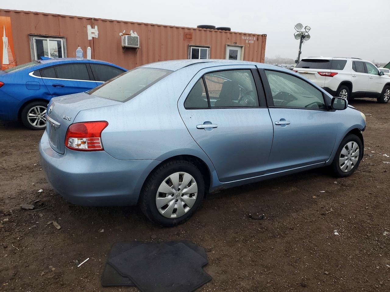 2010 TOYOTA YARIS BASE photo 7