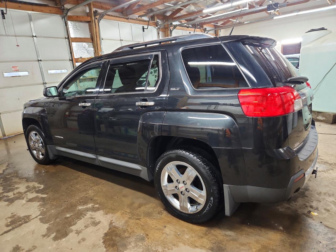 2012 GMC TERRAIN SLT photo 4