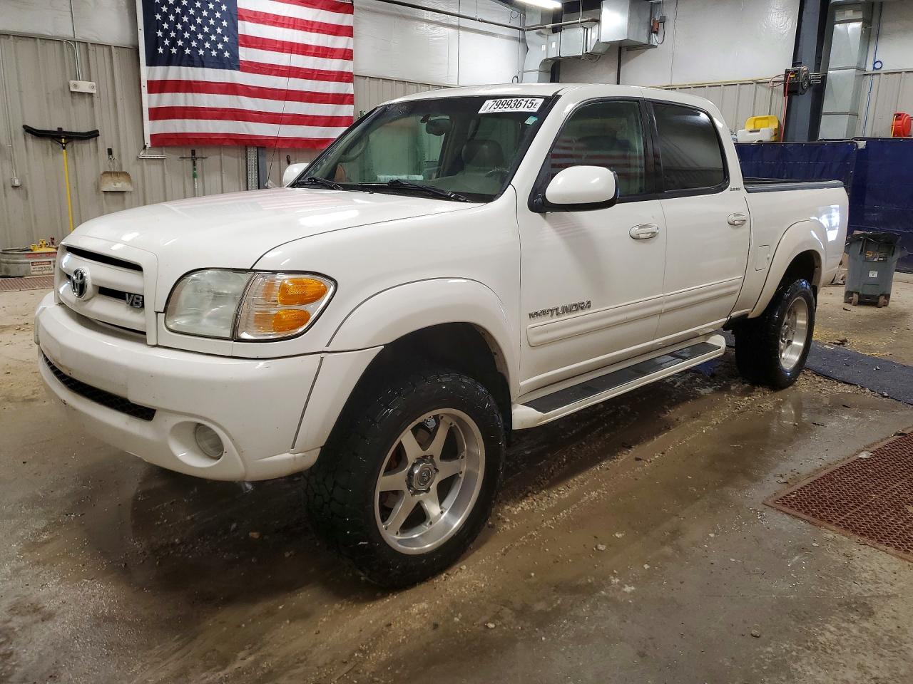 2004 TOYOTA TUNDRA