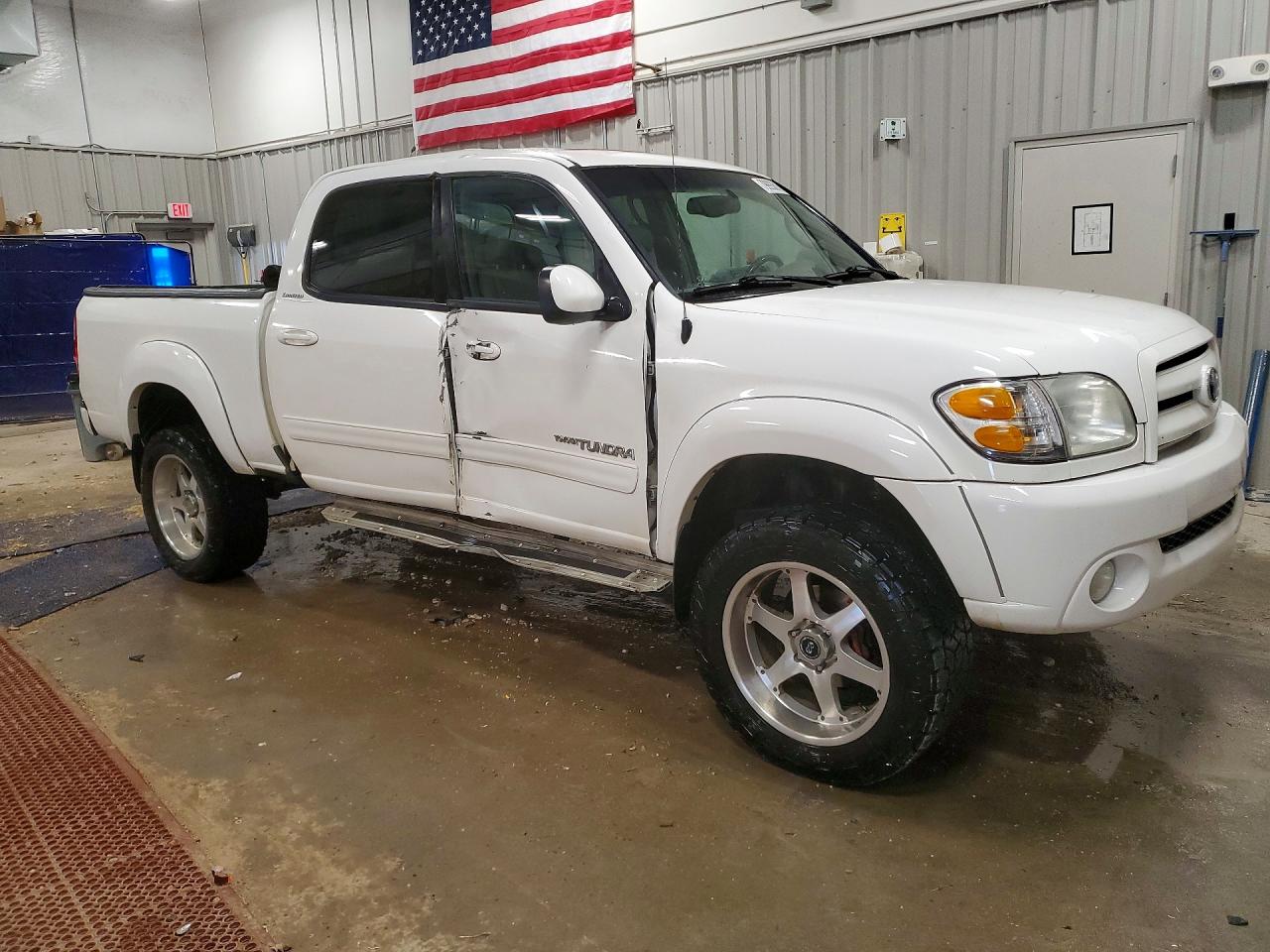 2004 TOYOTA TUNDRA LIMITED photo 4