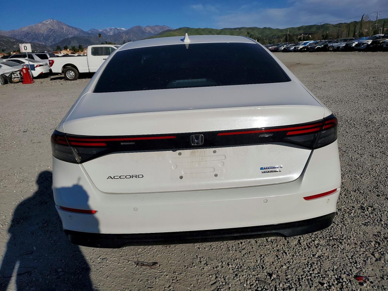 2024 HONDA ACCORD TOURING HYBRID photo 11