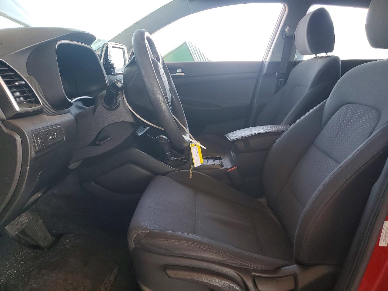 2021 HYUNDAI TUCSON SE photo 7