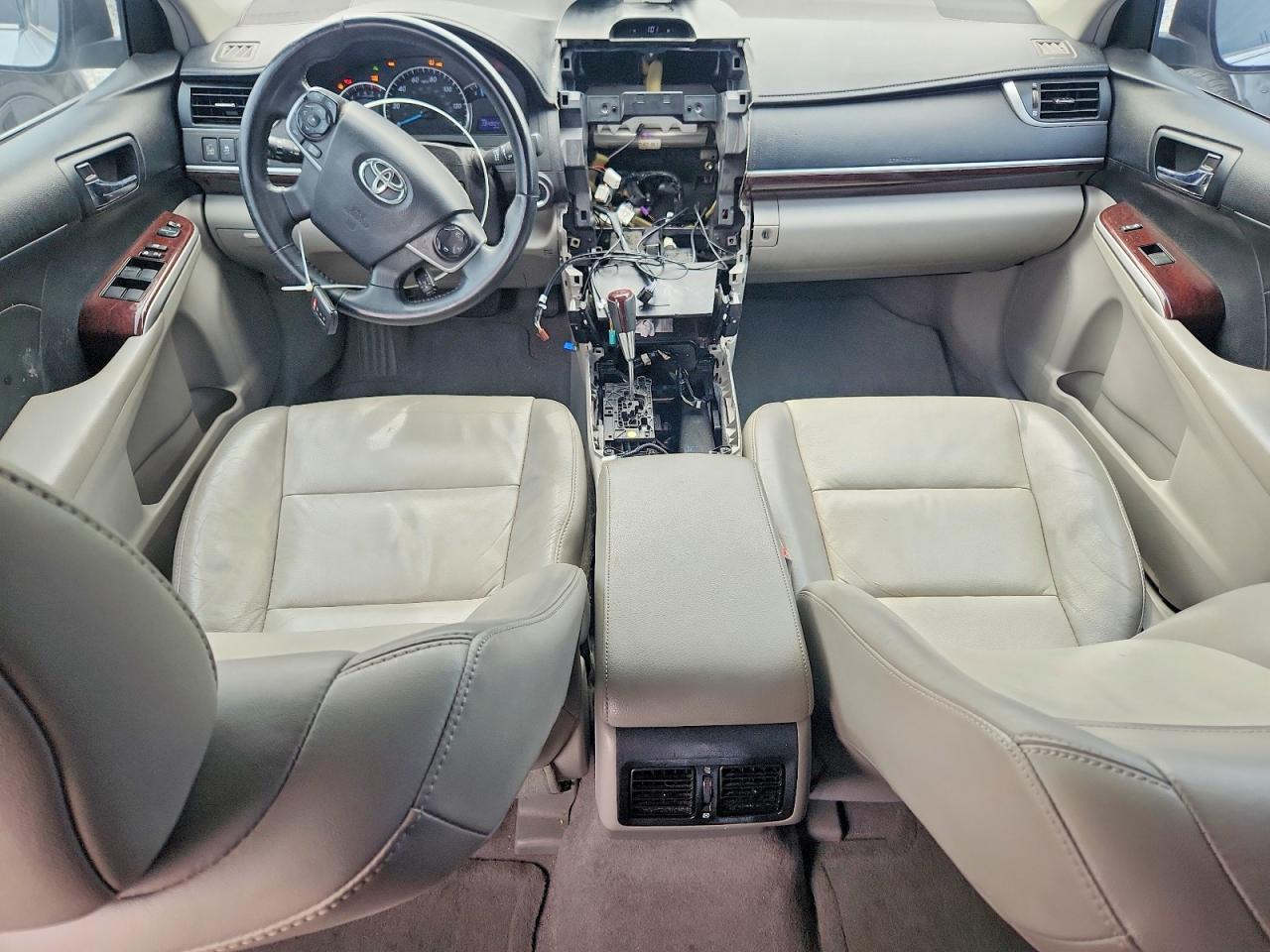 2014 TOYOTA CAMRY XLE V6 photo 8