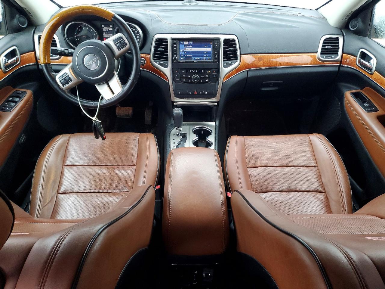 2011 JEEP GRAND CHEROKEE OVERLAND photo 8