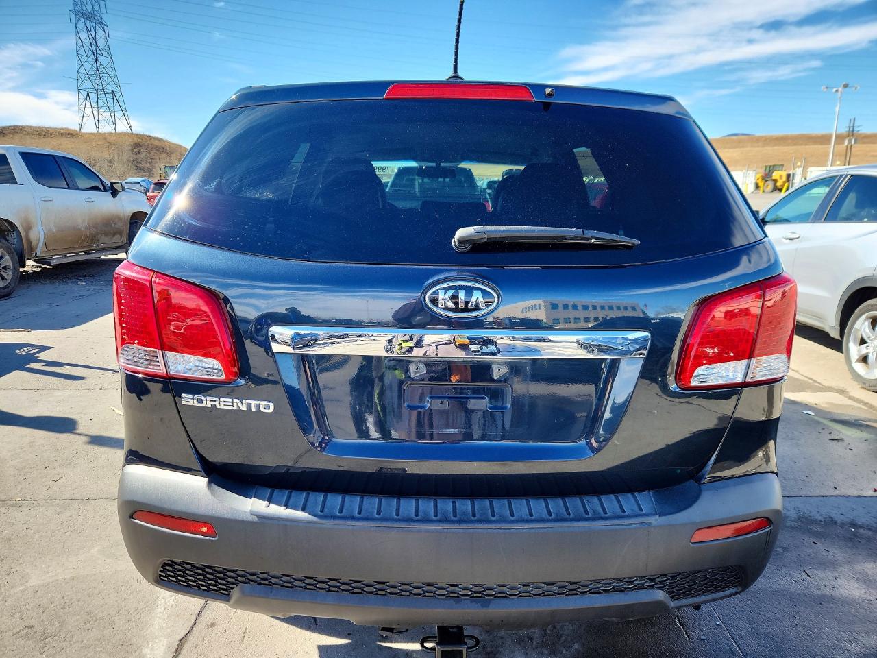 2013 KIA SORENTO LX photo 11