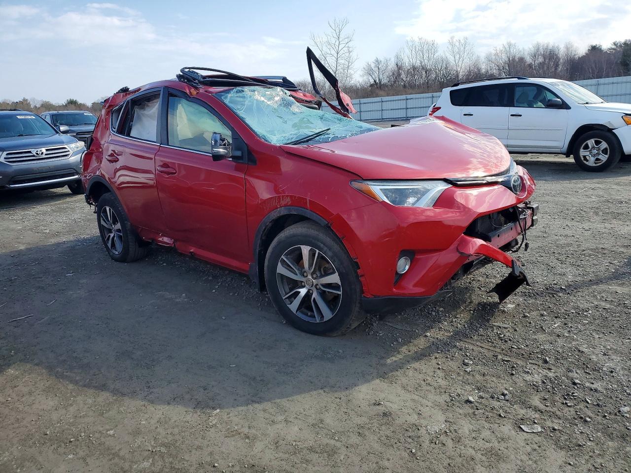 2017 TOYOTA RAV4 XLE photo 7