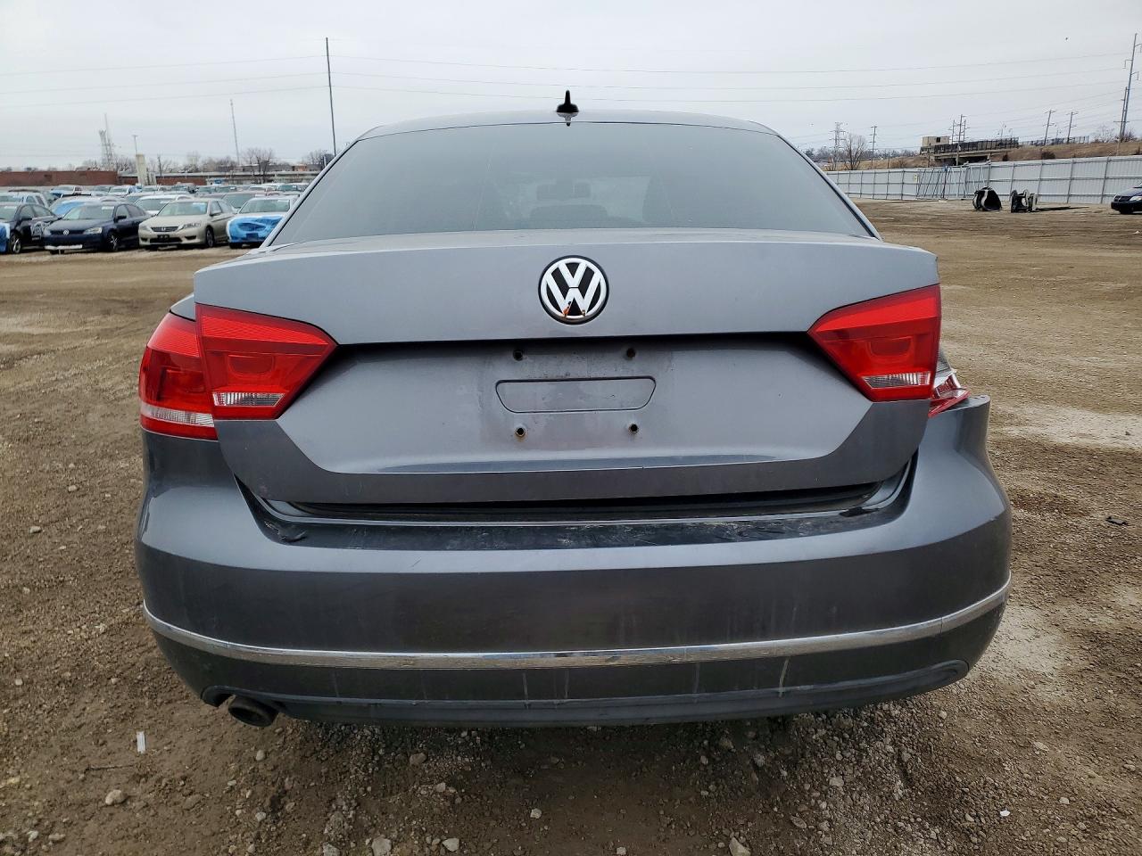 2012 VOLKSWAGEN PASSAT SEL photo 16