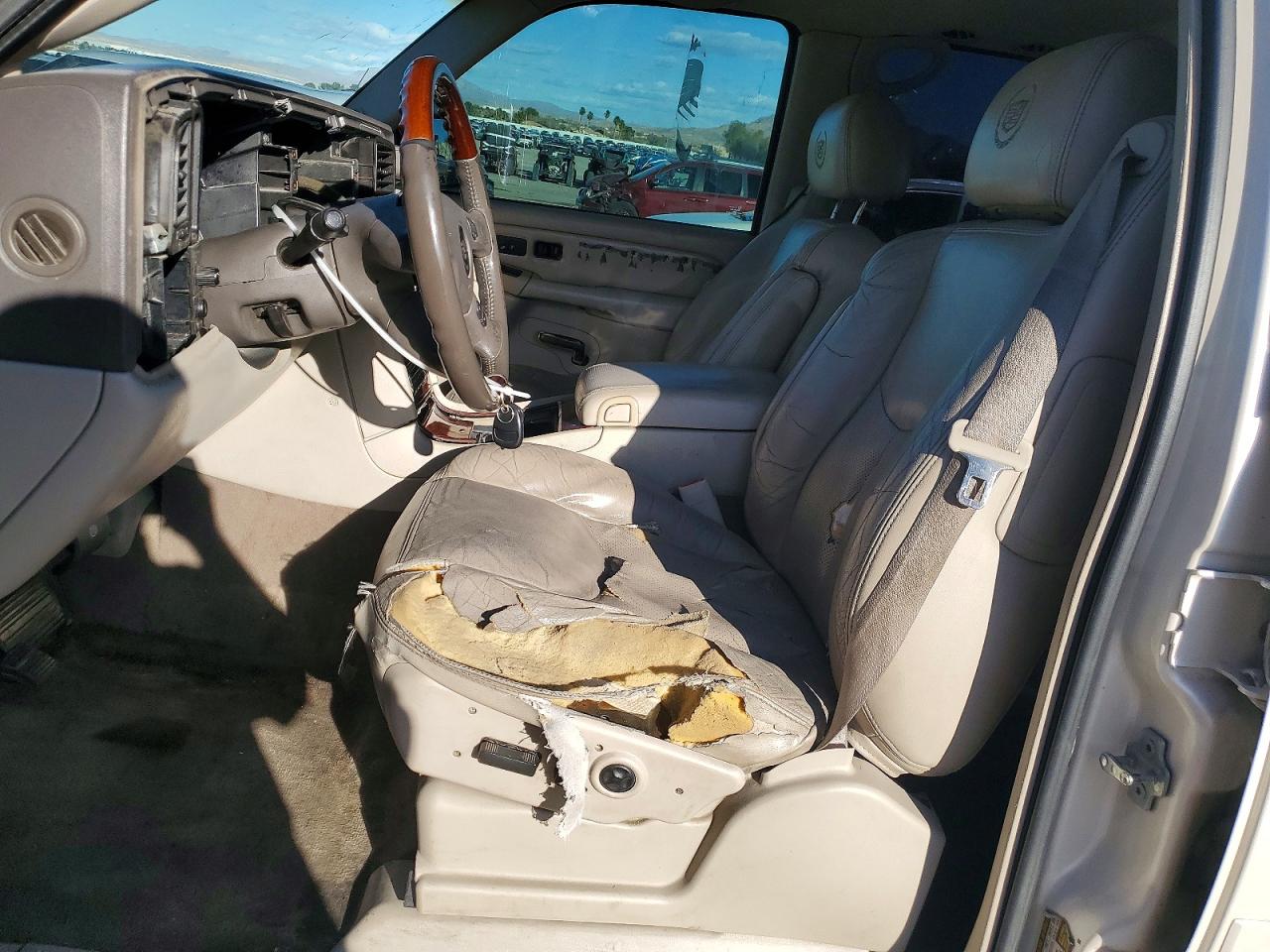 2005 CADILLAC ESCALADE LUXURY photo 7