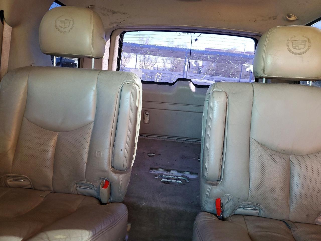 2005 CADILLAC ESCALADE LUXURY photo 10
