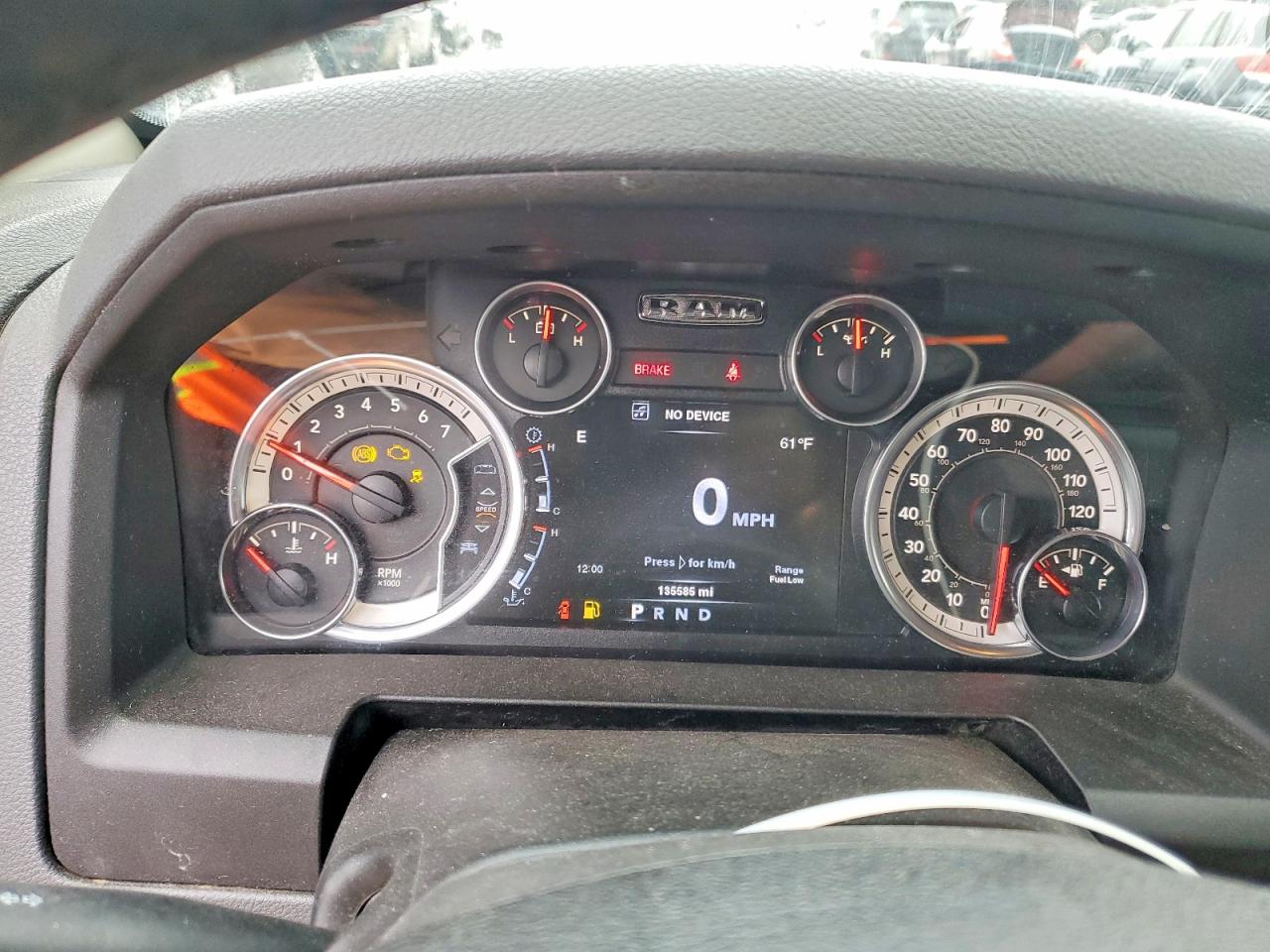 2014 RAM 1500 SLT photo 25
