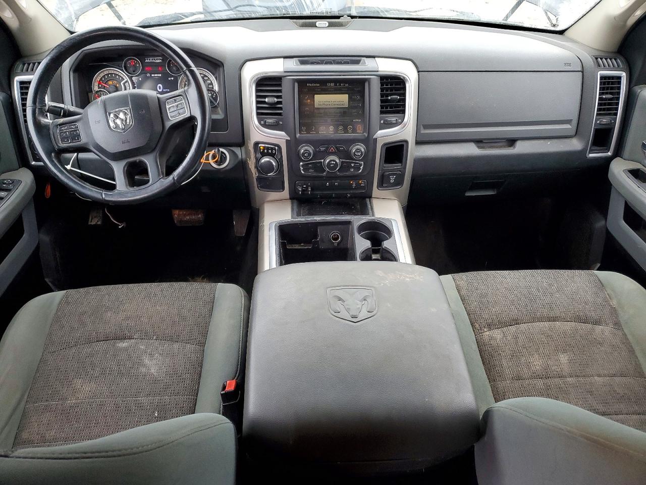 2014 RAM 1500 SLT photo 22