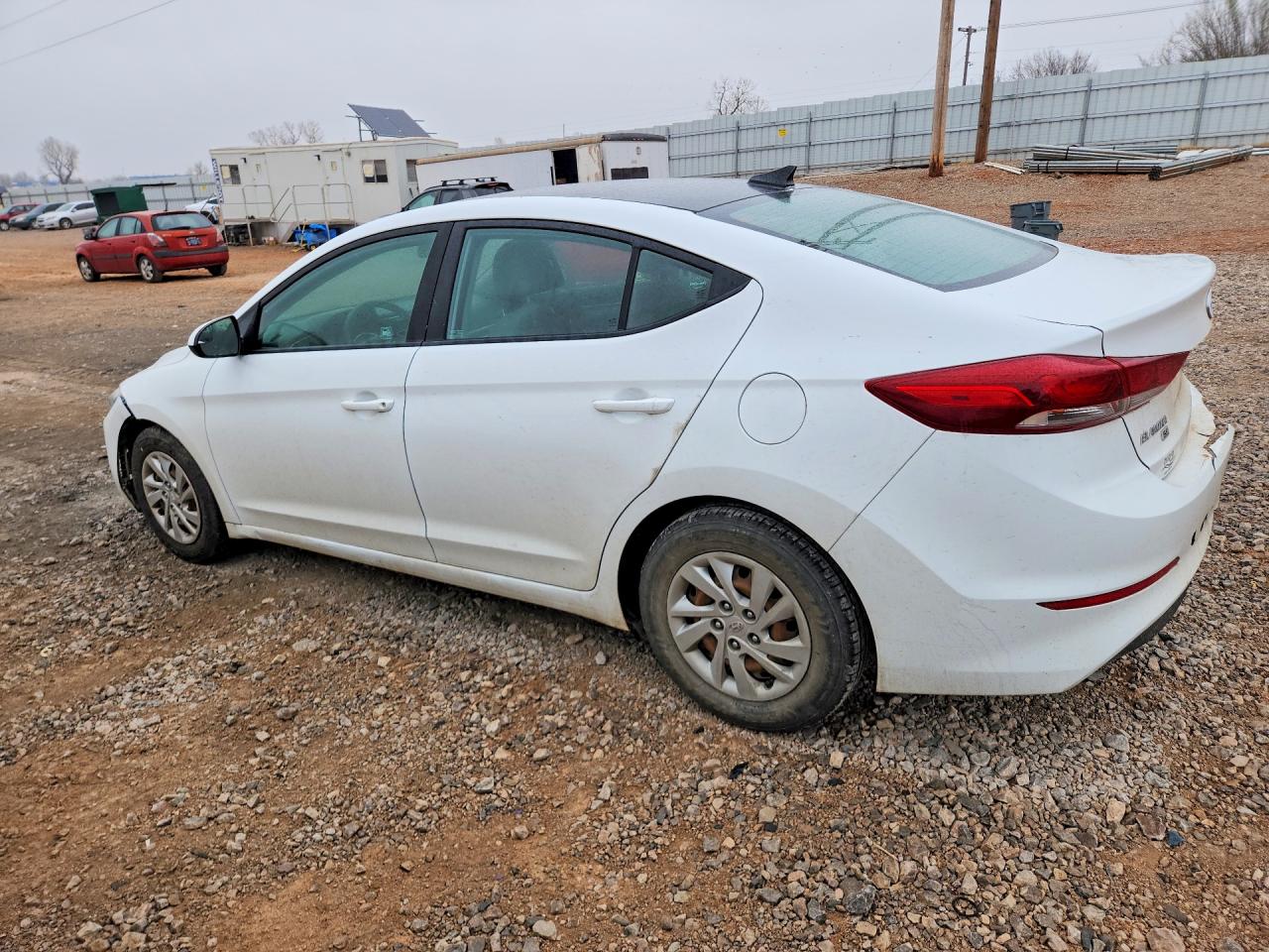 2017 HYUNDAI ELANTRA SE photo 4