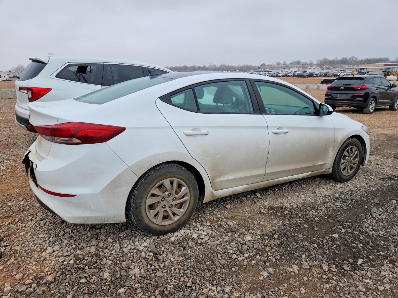 2017 HYUNDAI ELANTRA SE photo 7