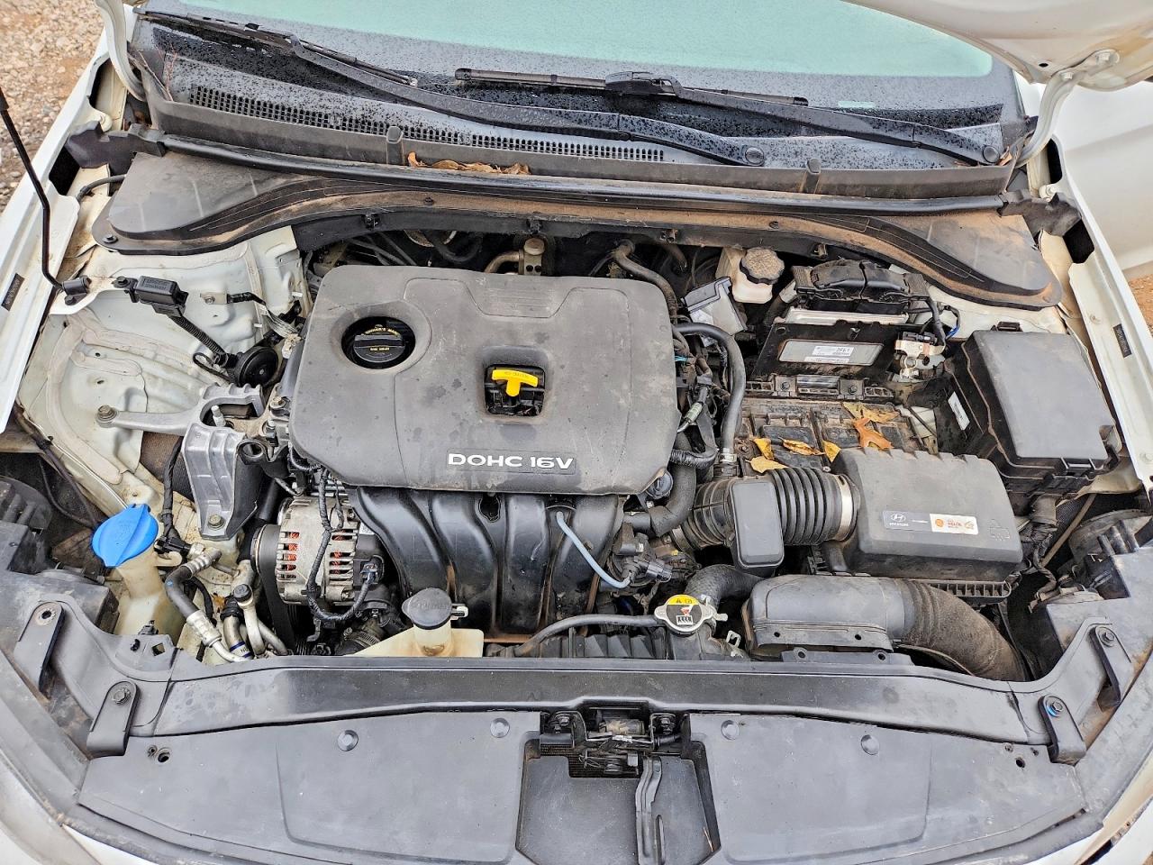 2017 HYUNDAI ELANTRA SE photo 31