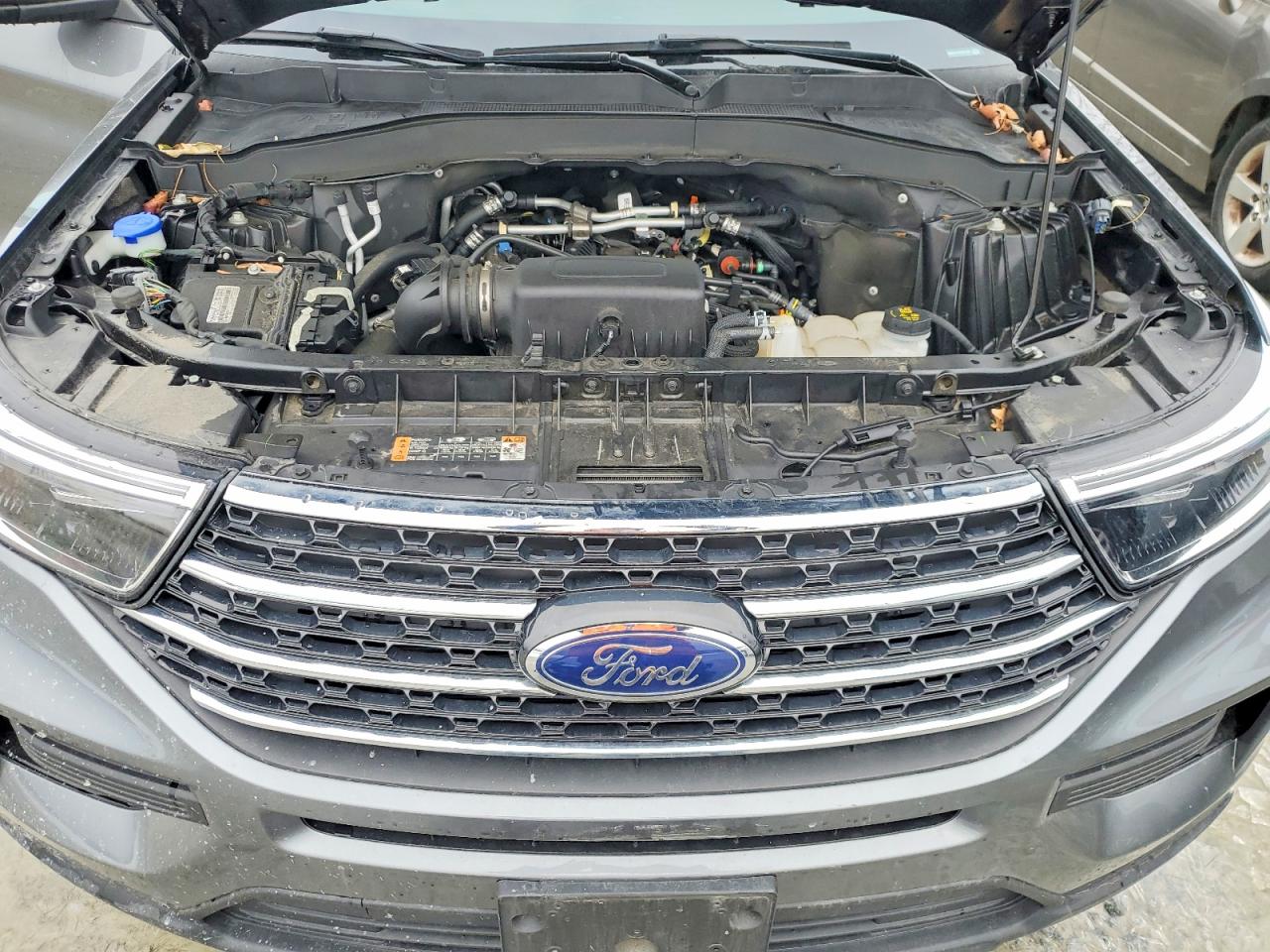 2024 FORD EXPLORER XLT photo 34