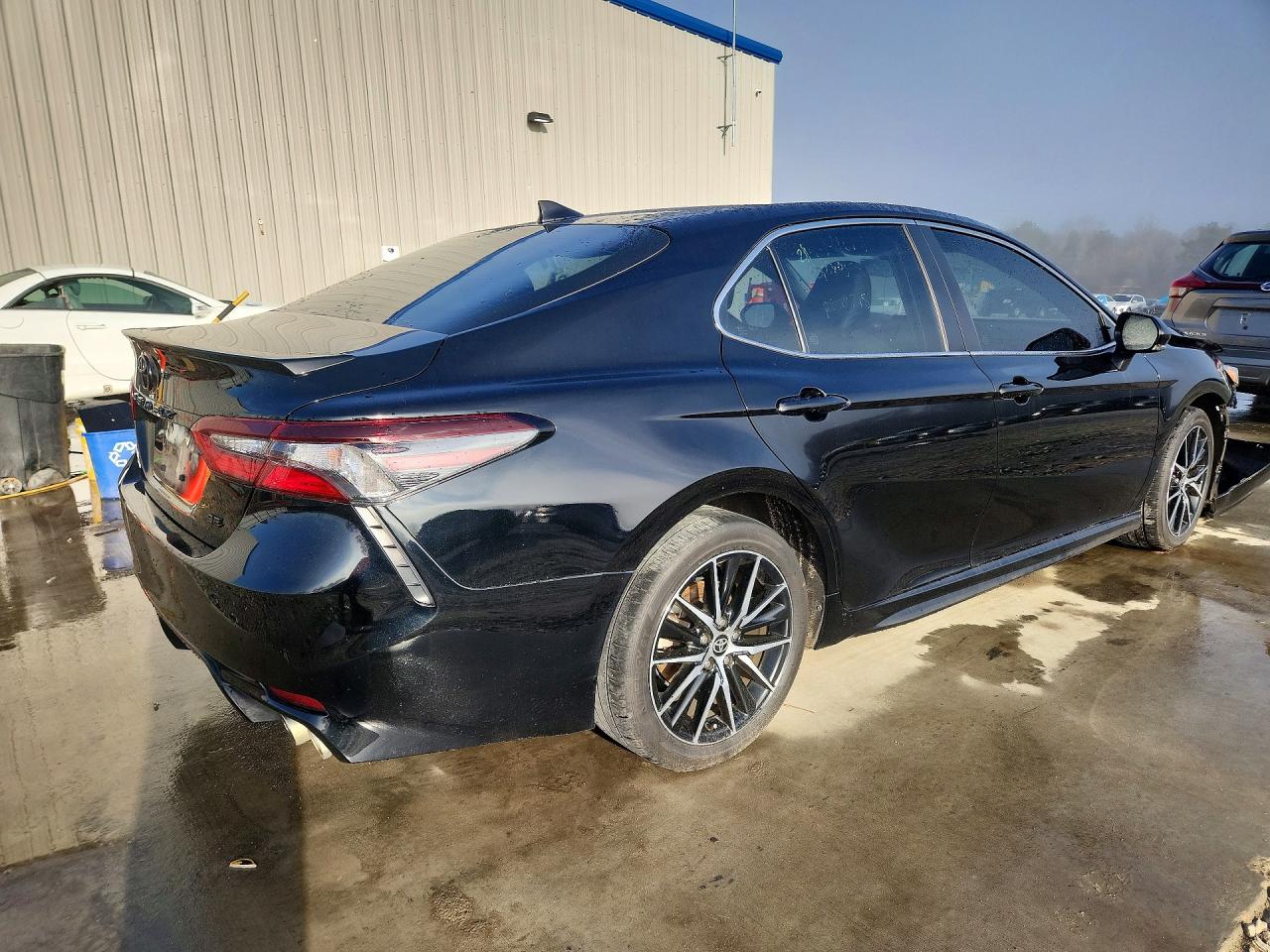 2024 TOYOTA CAMRY SE photo 5