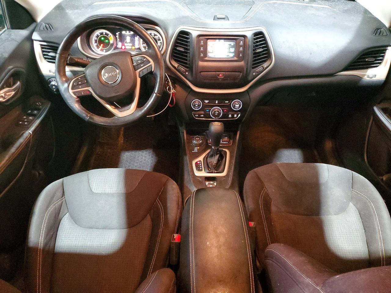 2016 JEEP CHEROKEE LATITUDE photo 15