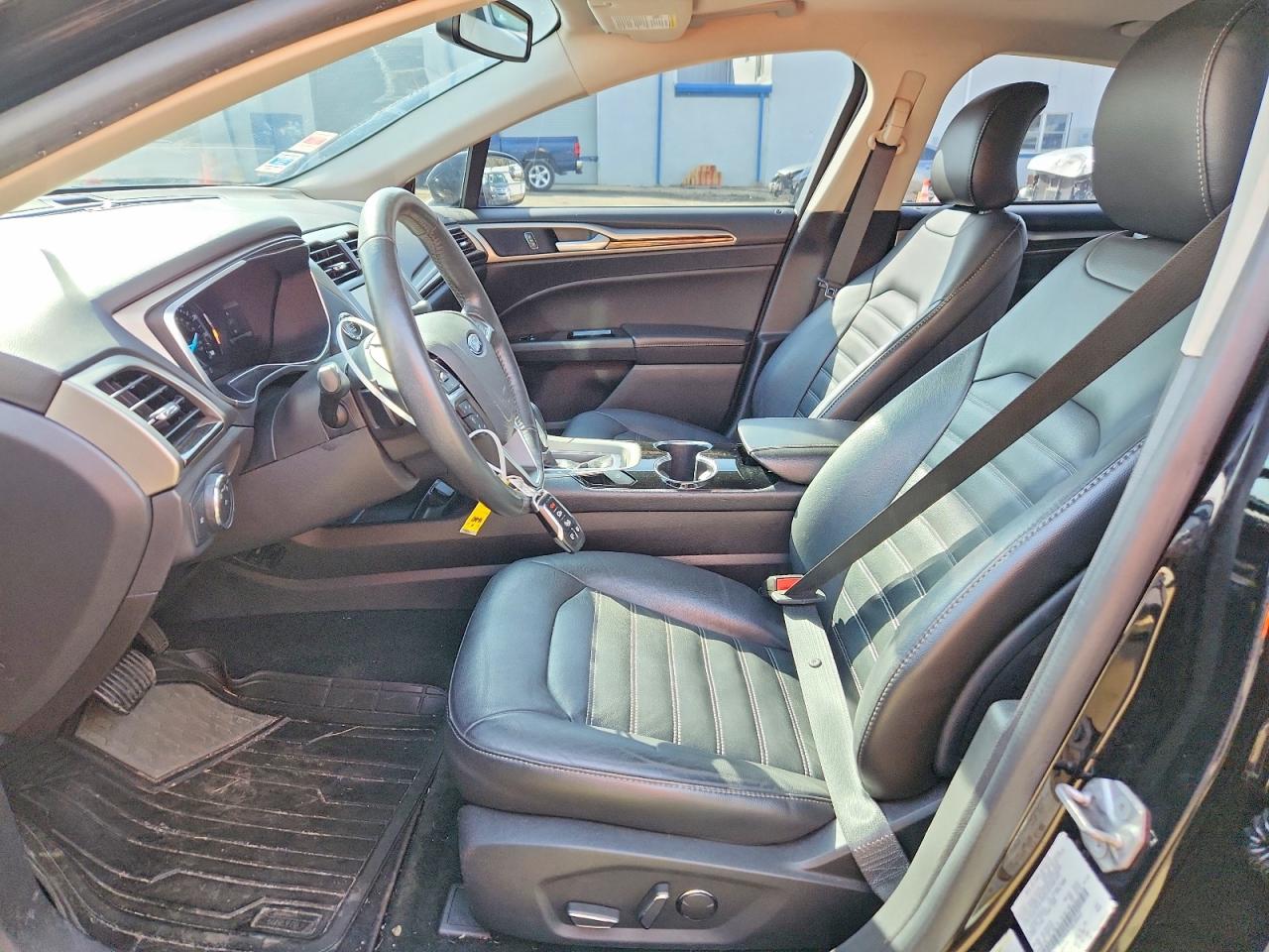 2016 FORD FUSION SE photo 7