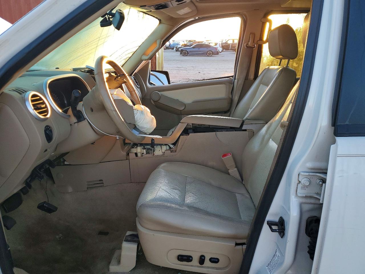 2008 MERCURY MOUNTAINEER PREMIER photo 13