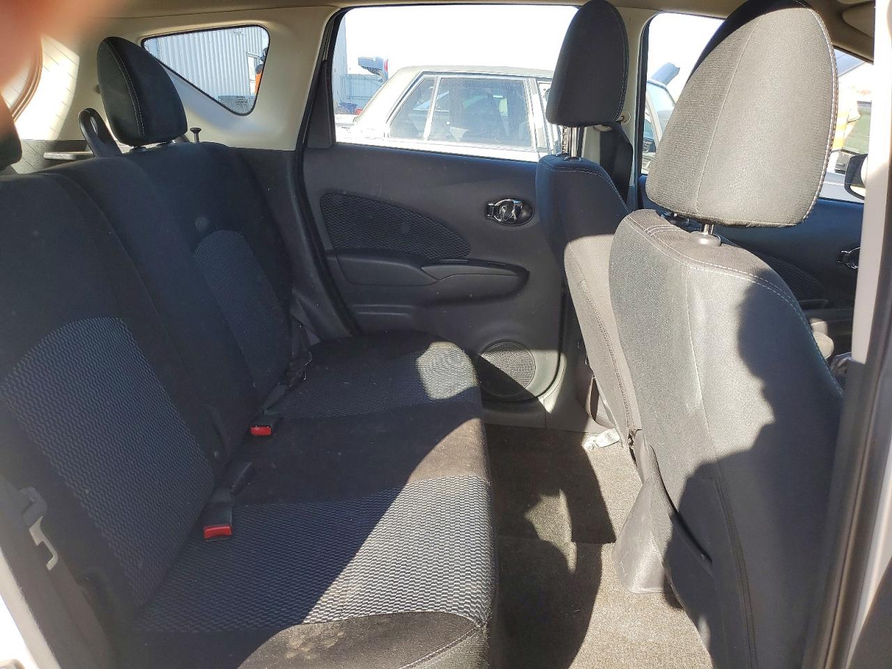 2016 NISSAN VERSA NOTE SV photo 28