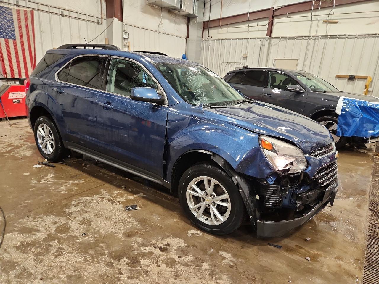 2016 CHEVROLET EQUINOX LT photo 4