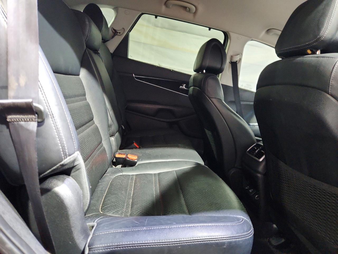 2016 KIA SORENTO EX photo 21