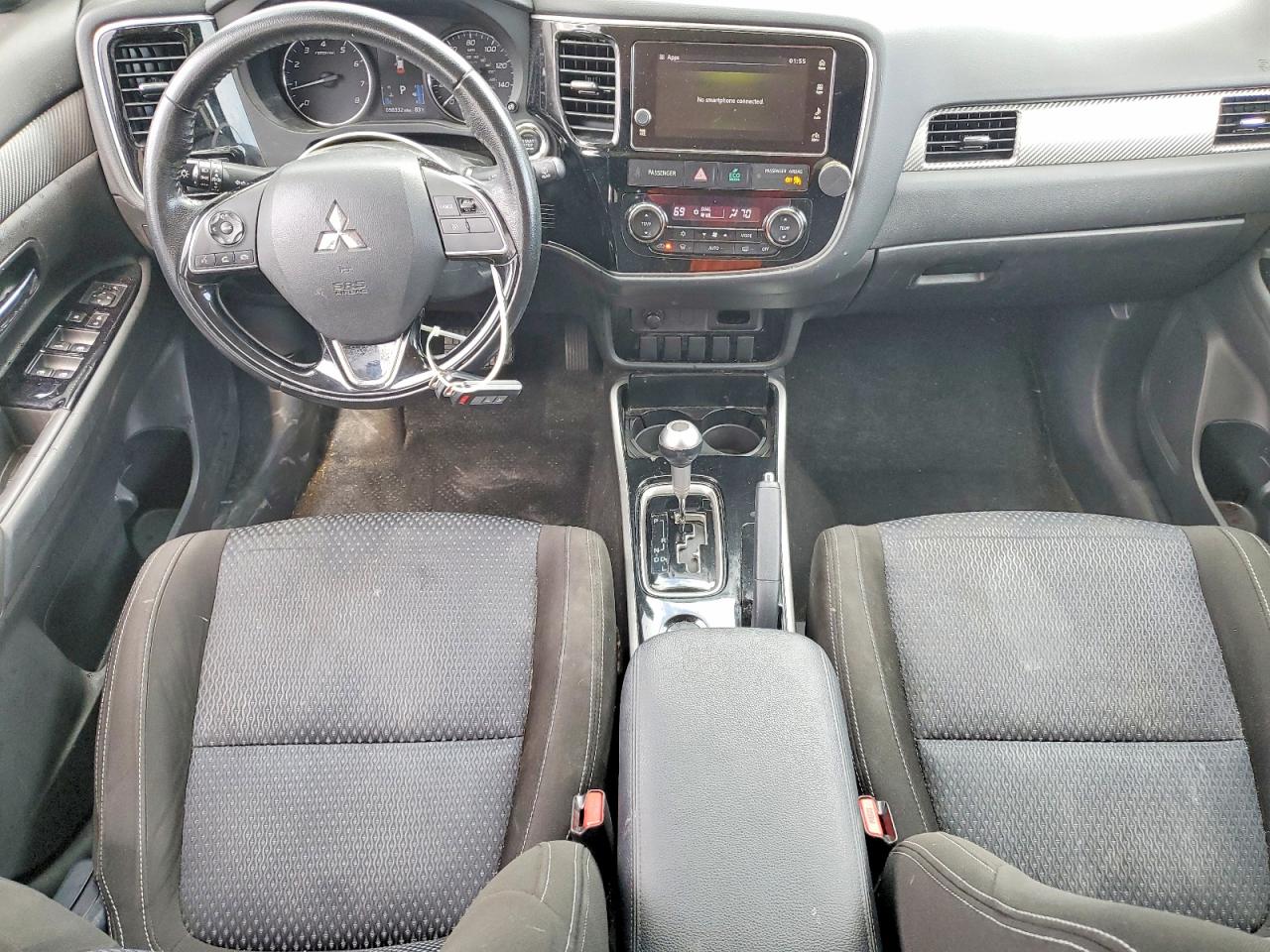 2018 MITSUBISHI OUTLANDER SE photo 8