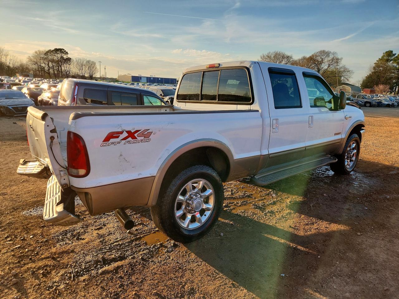 2004 FORD F250 SUPER DUTY photo 3