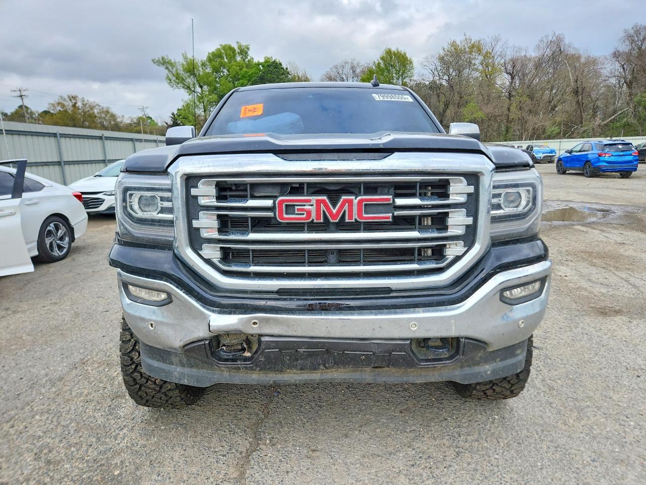 2017 GMC SIERRA K1500 SLT photo 5