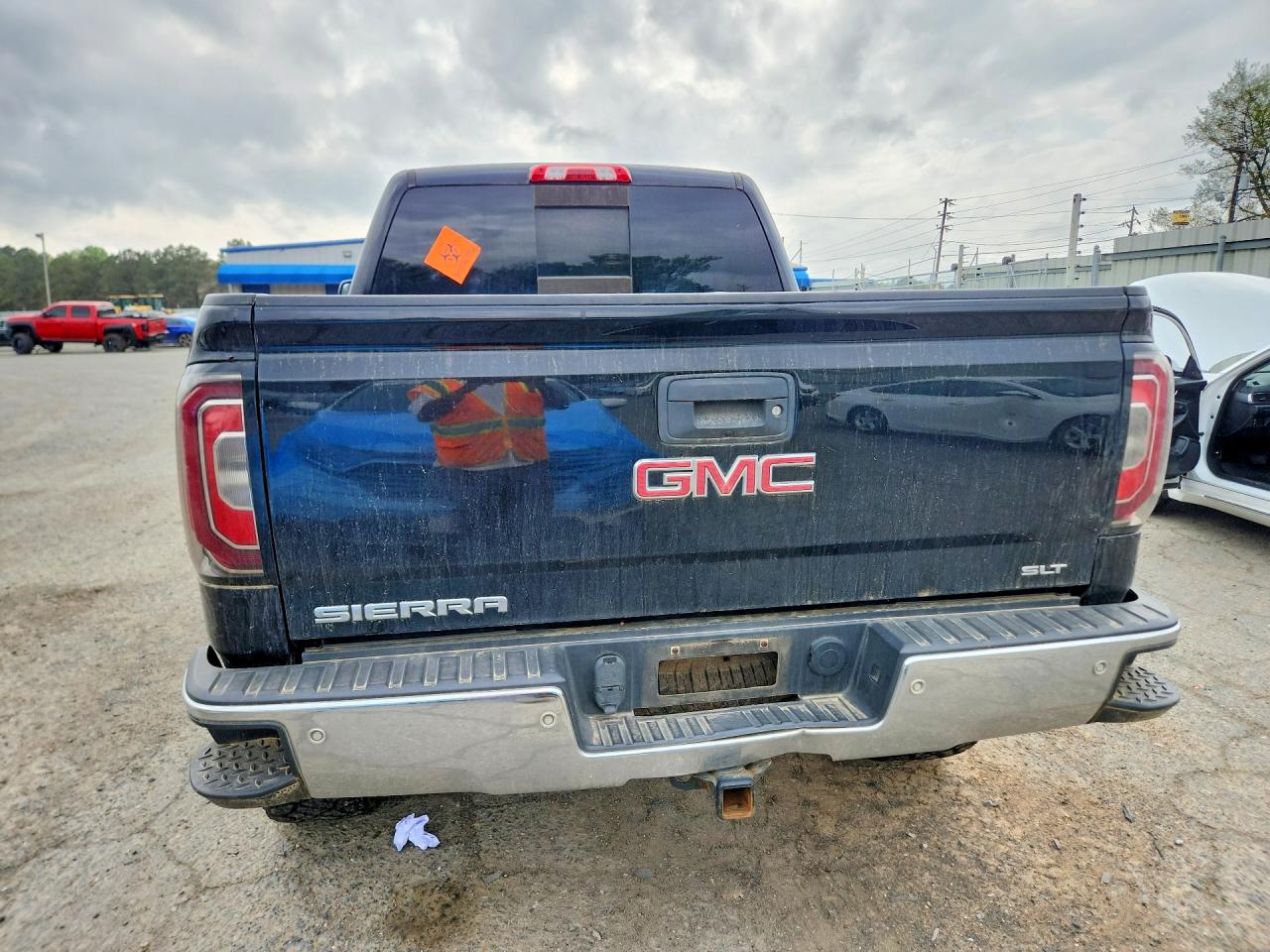 2017 GMC SIERRA K1500 SLT photo 6