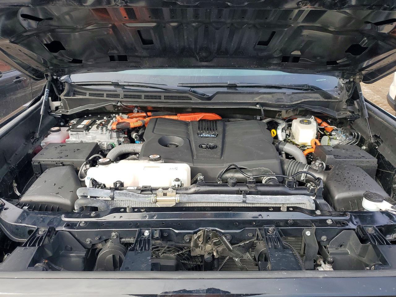 2024 TOYOTA TUNDRA LIMITED HV photo 31