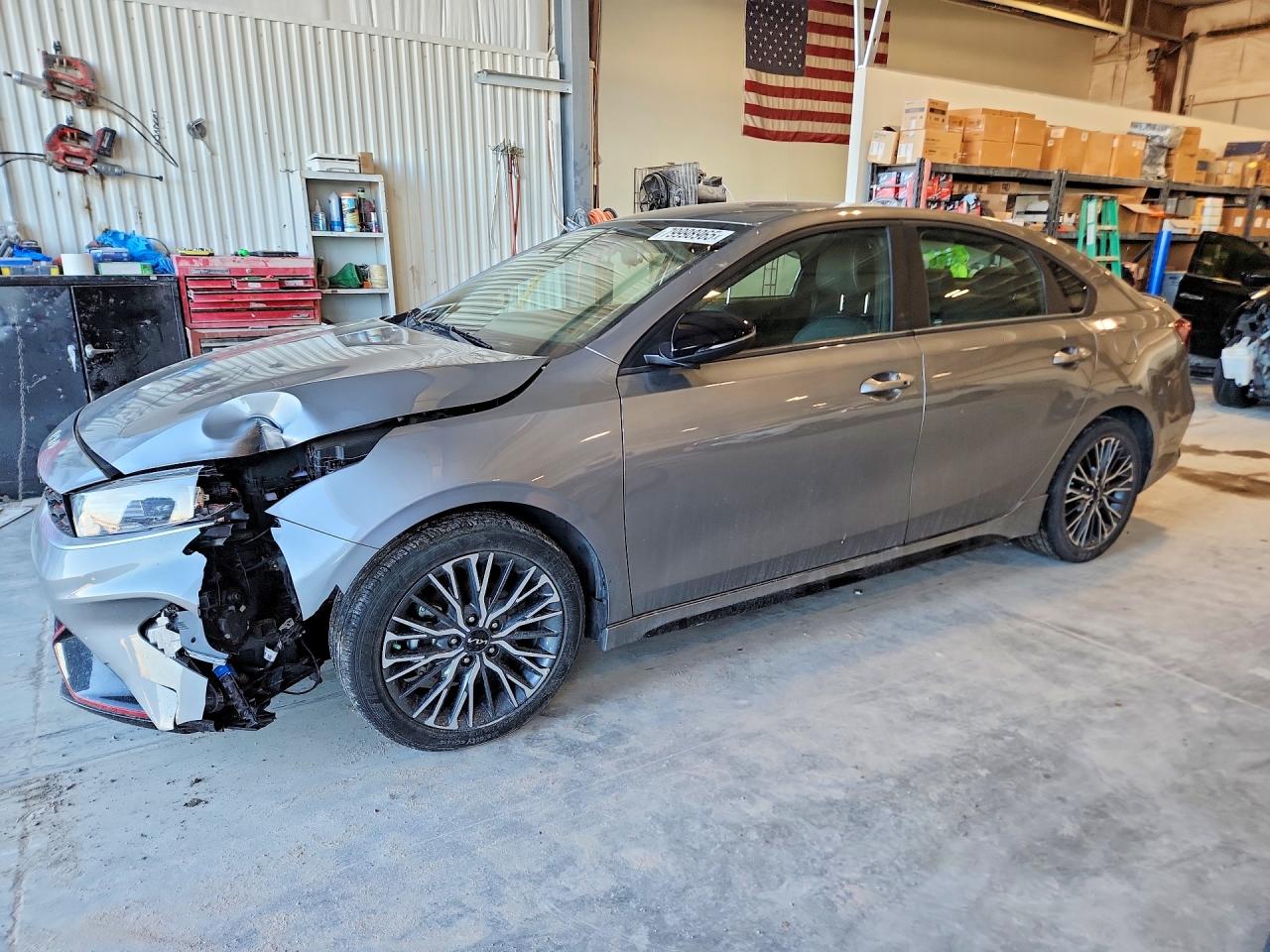 2023 KIA FORTE