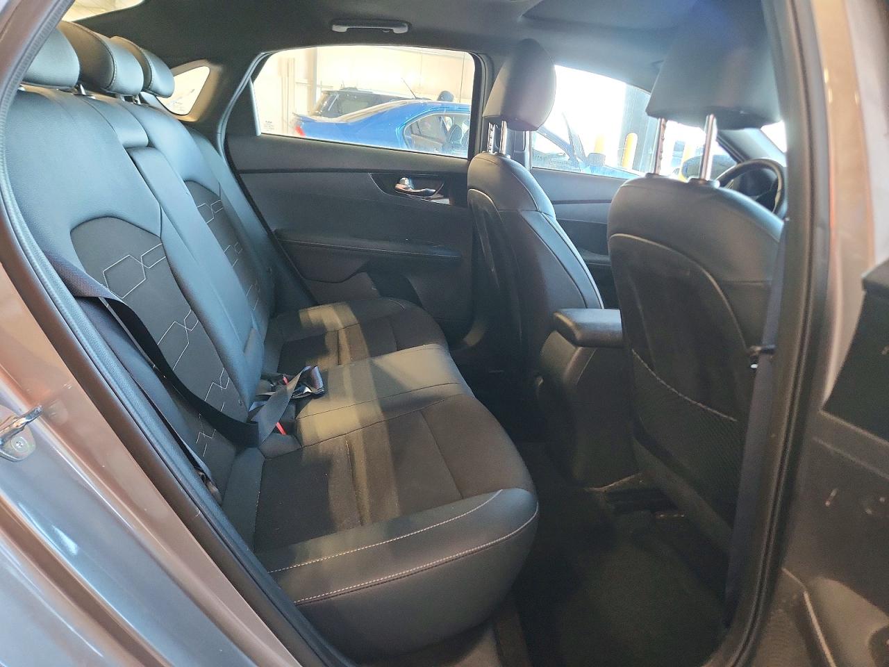 2023 KIA FORTE GT-LINE photo 10
