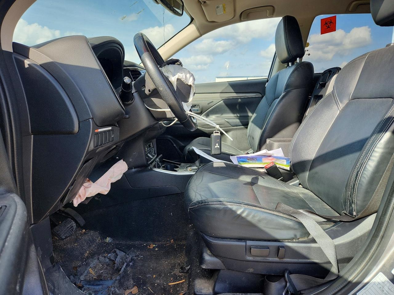 2019 MITSUBISHI OUTLANDER SE photo 7