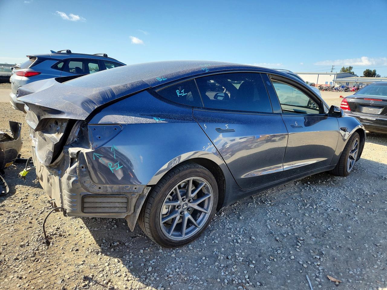 2022 TESLA MODEL 3 photo 3
