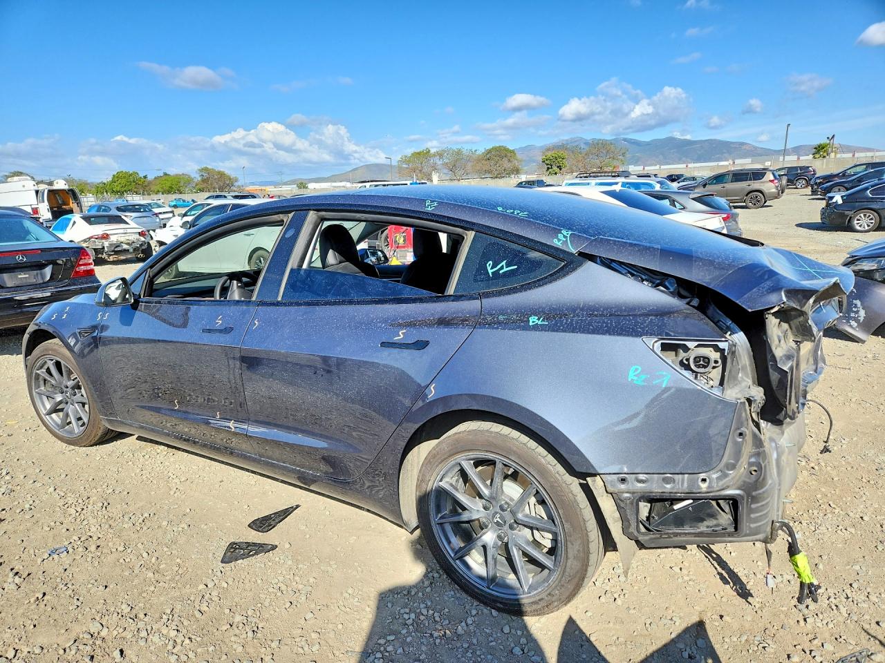 2022 TESLA MODEL 3 photo 2